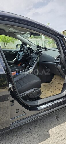 Opel Astra 2011, 214,000 km - 1.4 l - Bakı