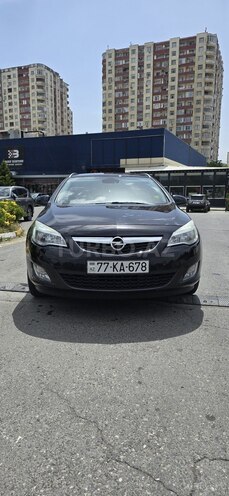 Opel Astra 2011, 214,000 km - 1.4 l - Bakı