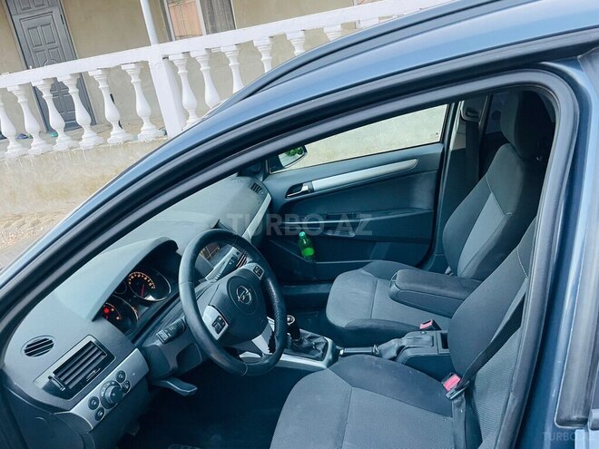 Opel Astra 2009, 370,000 km - 1.7 l - Bakı