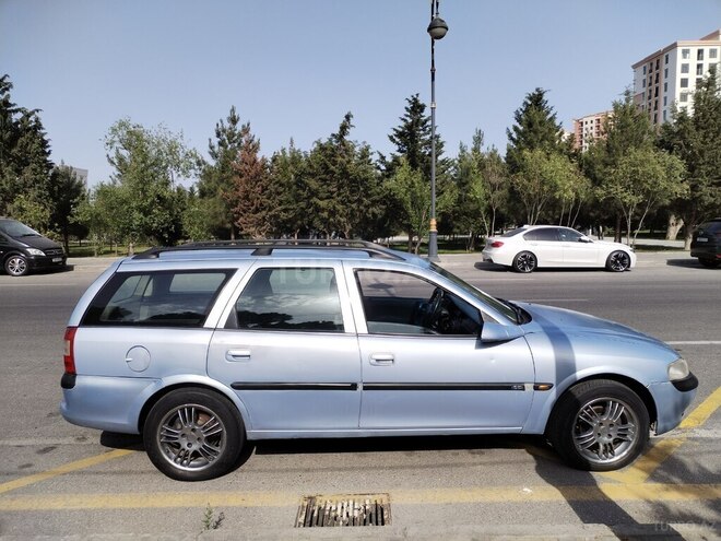 Opel Vectra 1997, 325,221 km - 1.6 l - Bakı