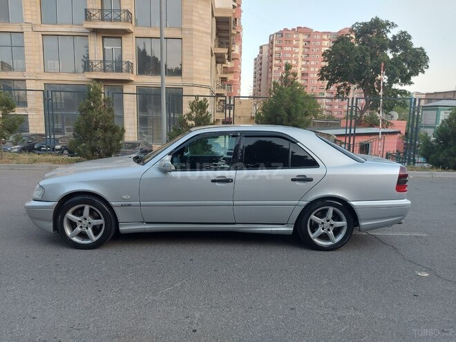 Mercedes C 240 2000, 400,000 km - 2.4 l - Bakı
