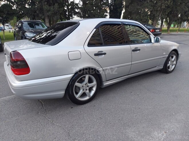 Mercedes C 240 2000, 400,000 km - 2.4 l - Bakı