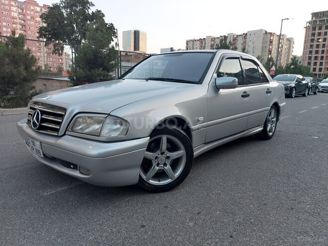 Mercedes C 240 2000, 400,000 km - 2.4 l - Bakı