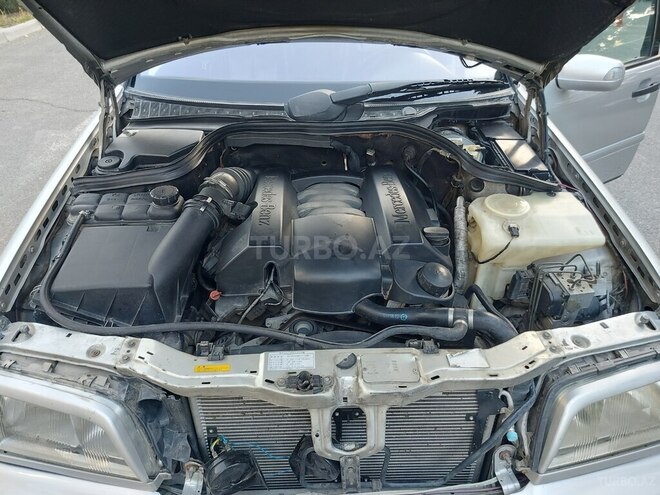 Mercedes C 240 2000, 400,000 km - 2.4 l - Bakı