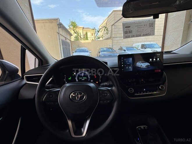 Toyota Corolla-6