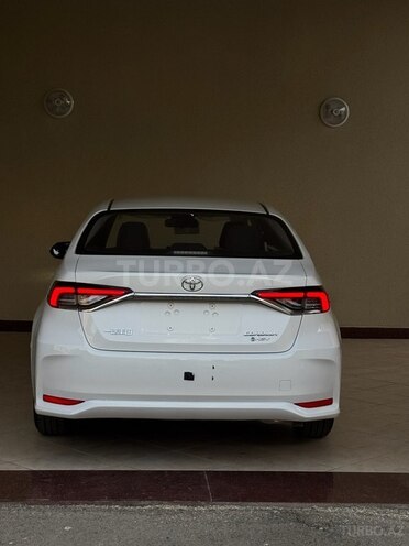 Toyota Corolla-5