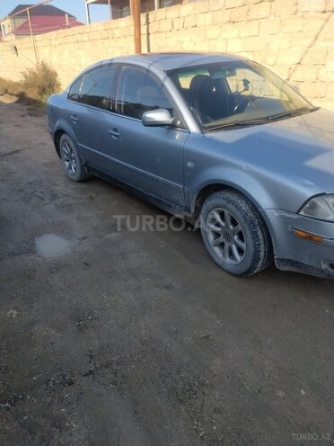 Volkswagen Passat 2003, 296,326 km - 1.8 l - Bakı