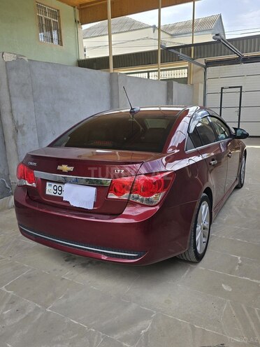Chevrolet Cruze-6
