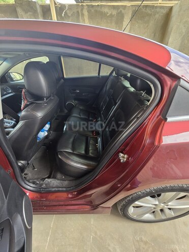 Chevrolet Cruze-10