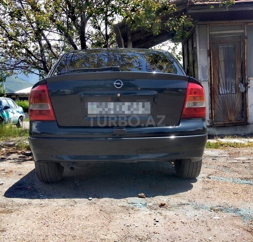 Opel Astra 1998, 400,000 km - 1.6 l - Şəki