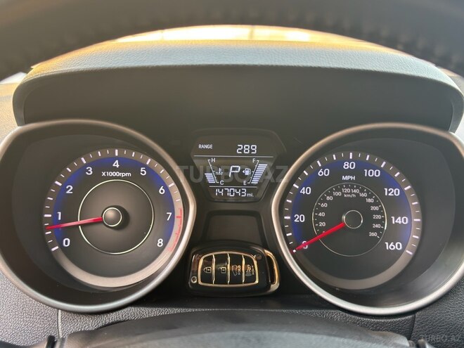 Hyundai Elantra 2015, 231,746 km - 1.8 l - Sumqayıt