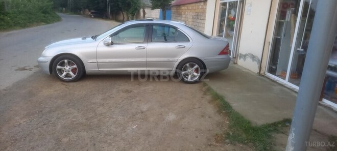 Mercedes C 200 2000, 325,478 km - 2.0 л - Masallı
