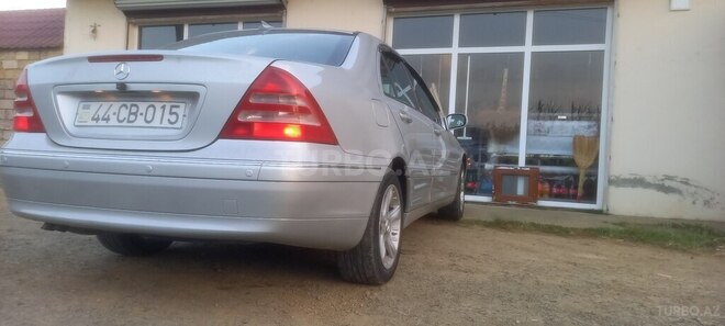 Mercedes C 200 2000, 325,478 km - 2.0 л - Masallı
