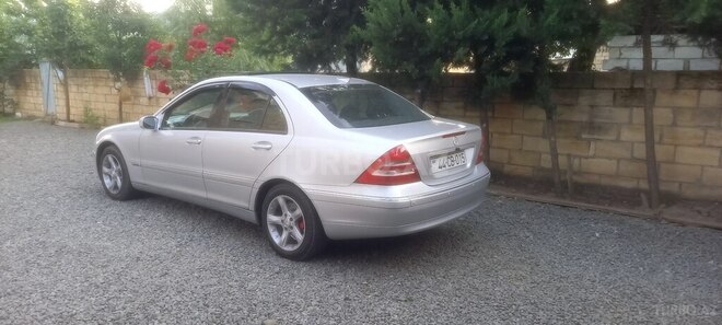 Mercedes C 200 2000, 325,478 km - 2.0 л - Masallı