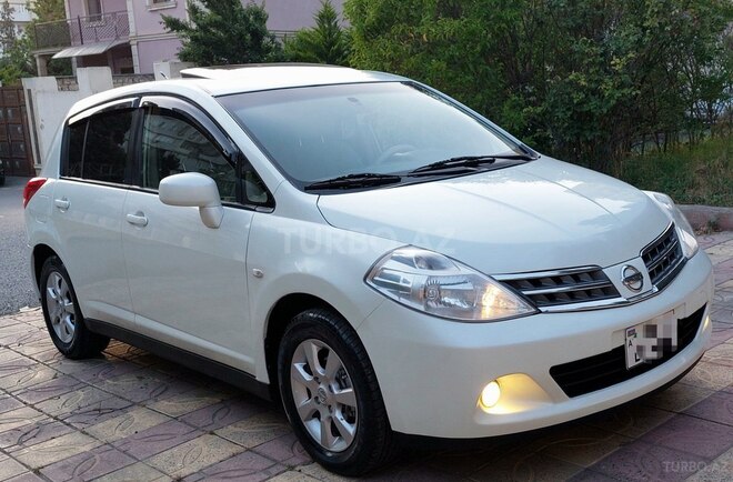Nissan Tiida 2008, 173,700 km - 1.6 л - Bakı