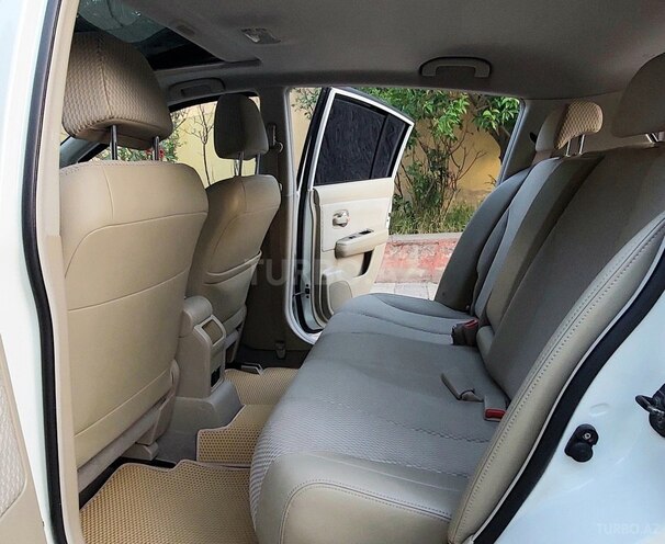Nissan Tiida 2008, 173,700 km - 1.6 л - Bakı