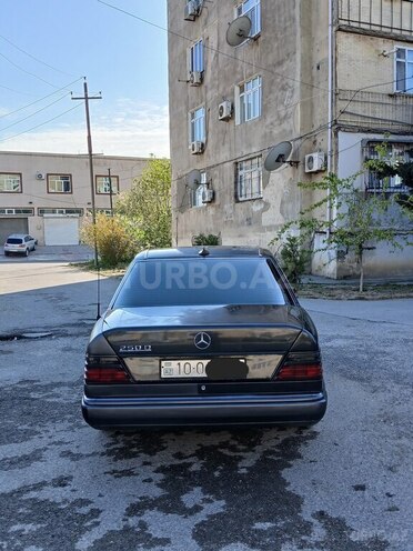 Mercedes E 250 1992, 500,000 km - 2.5 l - Sumqayıt