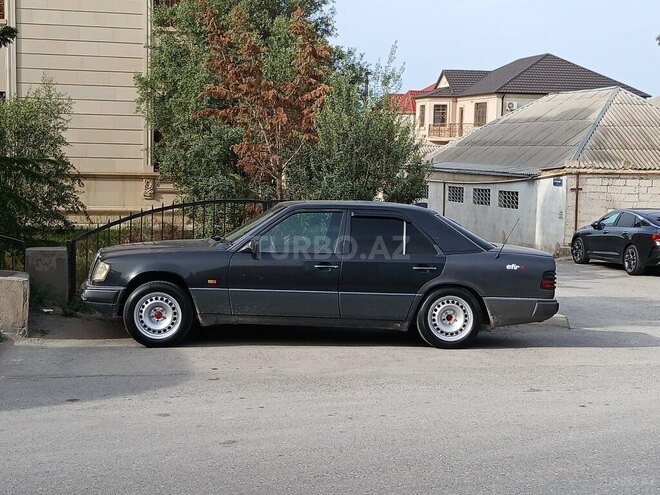 Mercedes E 250 1992, 500,000 km - 2.5 l - Sumqayıt