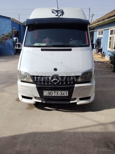 Mercedes Sprinter 413 2001, 652,980 km - 2.7 l - Biləsuvar