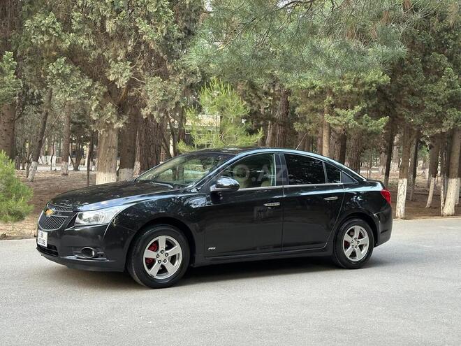Chevrolet Cruze 2011, 275,000 km - 1.4 l - Sumqayıt