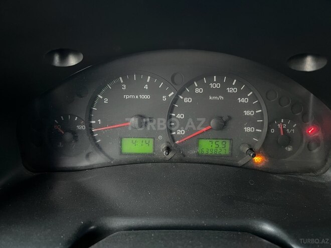 Ford Transit 2005, 640,000 km - 2.4 л - Ağsu