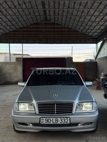 Mercedes C 240 2000, 283,500 km - 2.4 л - Bakı