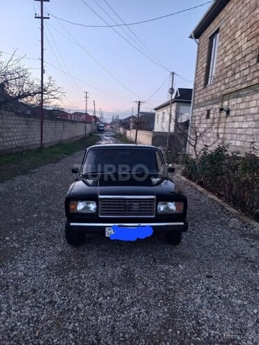 LADA (VAZ) 2107 2010, 88,000 km - 1.6 l - Xudat