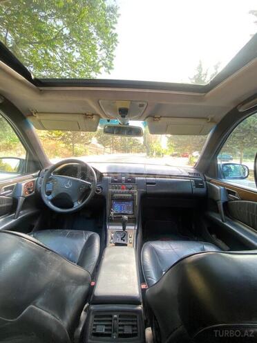 Mercedes E 230 1998, 234,570 km - 2.3 l - Bakı