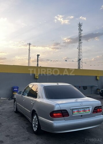 Mercedes E 270 2000, 390,000 km - 2.7 l - Bakı