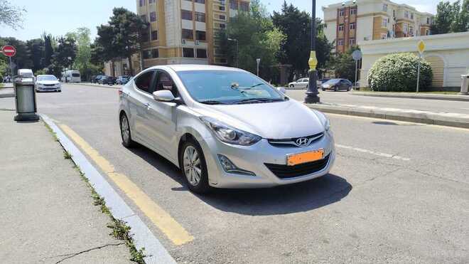 Hyundai Avante 2014, 195,000 km - 1.6 l - Bakı