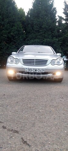 Mercedes C 240 2001, 526,000 km - 2.6 l - Qazax