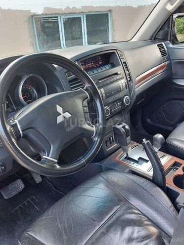 Mitsubishi Pajero 2007, 138,000 km - 3.0 l - Bakı