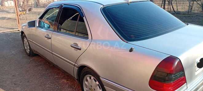 Mercedes C 180 1995, 278,000 km - 1.8 l - Qax