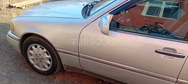 Mercedes C 180 1995, 278,000 km - 1.8 l - Qax