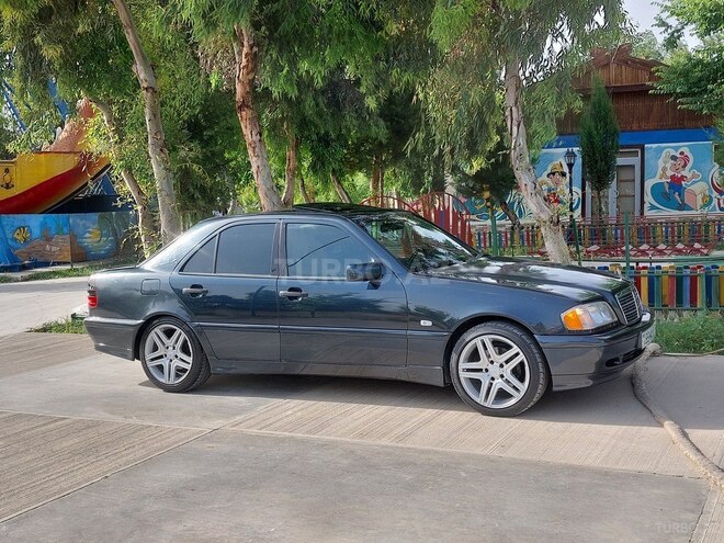 Mercedes C 230 1997, 281,000 km - 2.3 l - Şirvan