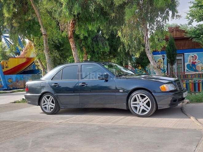 Mercedes C 230 1997, 281,000 km - 2.3 l - Şirvan