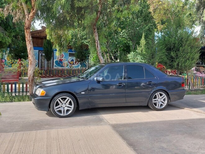 Mercedes C 230 1997, 281,000 km - 2.3 l - Şirvan