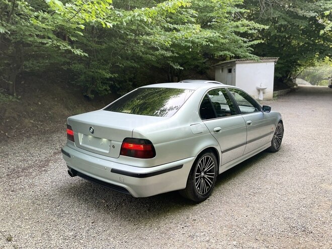 BMW 523 1998, 361,000 km - 2.5 l - Bakı