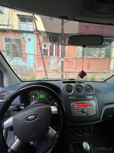Ford Transit Connect 2010, 250,000 km - 1.8 l - Bakı