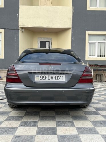 Mercedes E 220 d 2004, 437,000 km - 2.2 l - Bakı