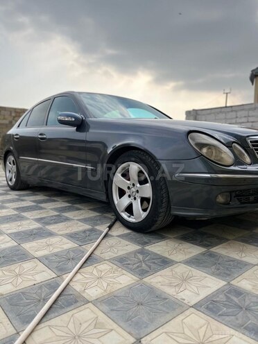 Mercedes E 220 d 2004, 437,000 km - 2.2 l - Bakı