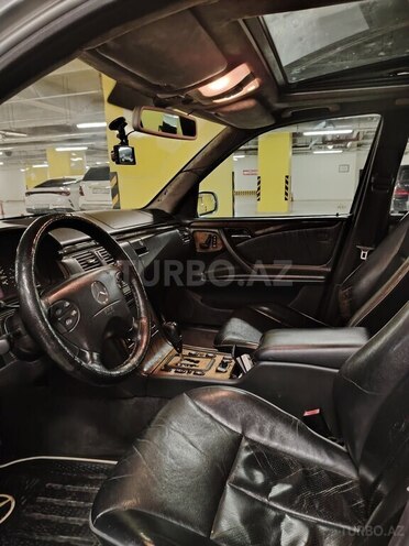Mercedes E 240 1999, 310,000 km - 2.4 l - Gəncə