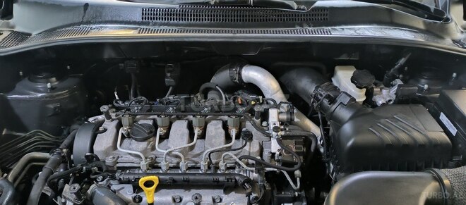 Kia Sportage 2009, 330,000 km - 2.0 л - Bakı
