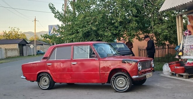 LADA (VAZ) 21011 1975, 80,000 km - 1.6 л - Zaqatala