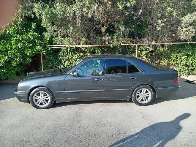 Mercedes E 270 2000, 366,173 km - 2.7 l - Bakı