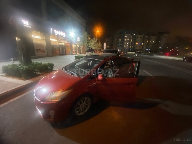Toyota Prius 2009, 400,000 km - 1.8 л - Bakı