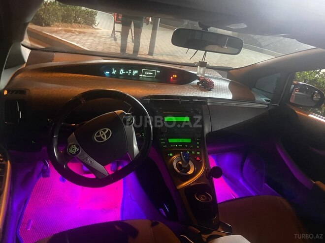 Toyota Prius 2009, 400,000 km - 1.8 л - Bakı