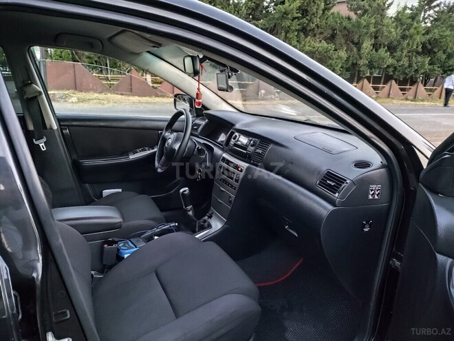 Toyota Corolla 2004, 330,000 km - 1.4 l - Lənkəran