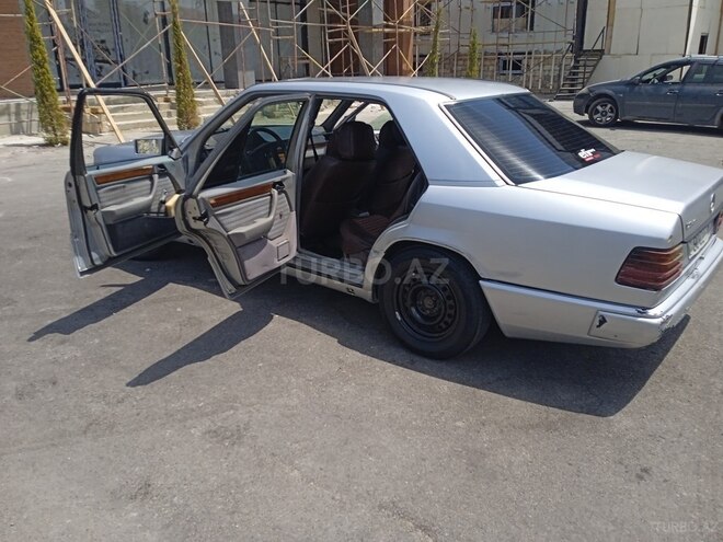 Mercedes E 200 d 1991, 148,562 km - 2.0 l - Bakı