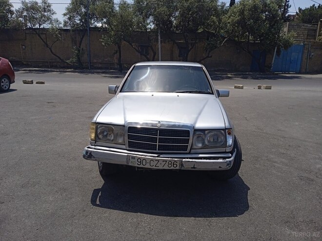 Mercedes E 200 d 1991, 148,562 km - 2.0 l - Bakı
